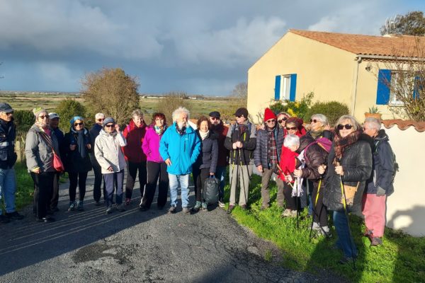 Promenade agréable dommage pour la pluie sur la fin
